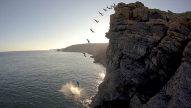 Students race Lemmings in Fictional Cliff Jump