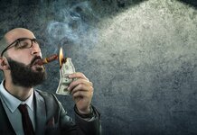 Pound Hits New High of “20 Bundles of Corn” as USA Adopts Barter System