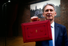 Hammond to tour UK comedy circuit with budget routine