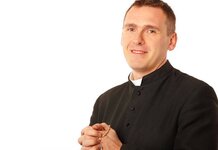 Vicar attacked for dropping Easter from Easter Sunday