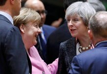 Symbolic figurehead has dinner with elected European leaders