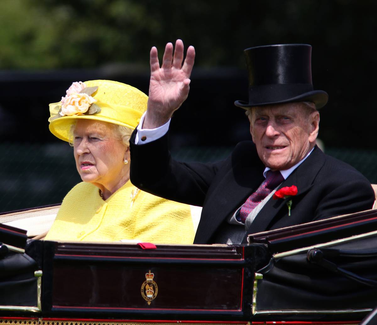 Nicholas Witchell tasered during naked Prince Philip coup attempt