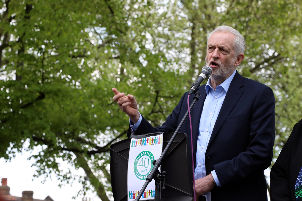 Only alternative to catastrophic Tory Brexit is catastrophic Labour Brexit says Corbyn