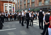 Julian Assange plans quiet Christmas at home