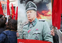 Trump nothing like Hitler. Hitler wasn’t fat and bald say experts