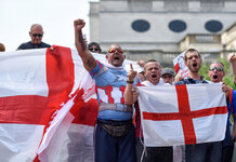 Mixed feelings for Tommy Robinson supporters as bloke called Ali puts England into semi finals England fans